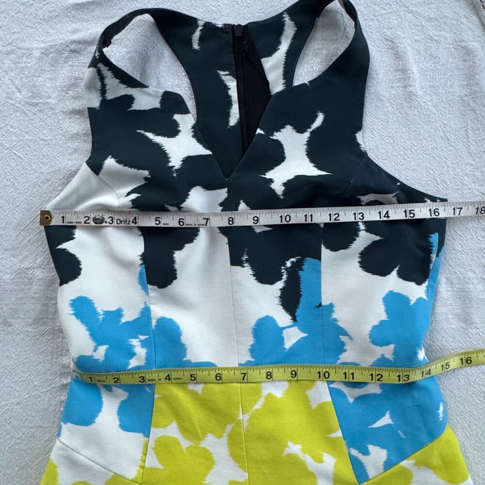 Milly Floral Split Neck Racerback Pleated Minidress Blue Yellow Size 6 - Picture 16 of 16